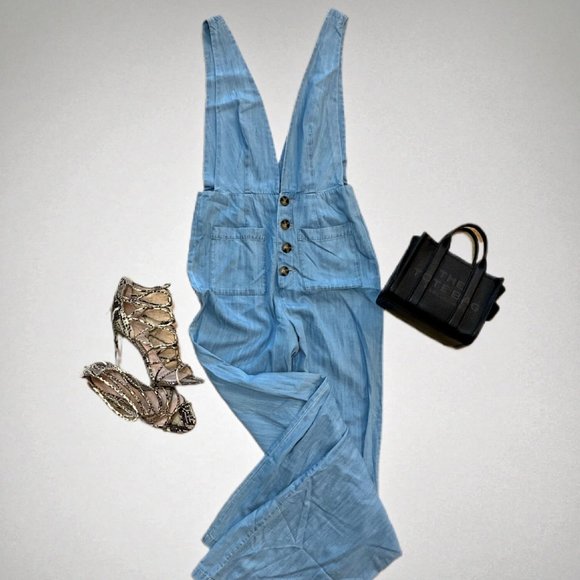 Forever 21 Pants - Women's Denim Jumpsuit Romper Size Small